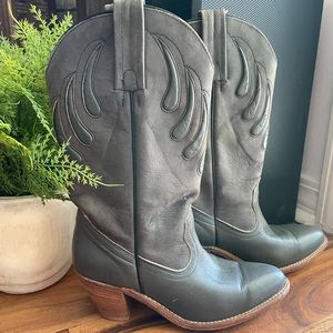 Frye Western Boots 8 1/2B